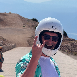 Андрей Юрьевич