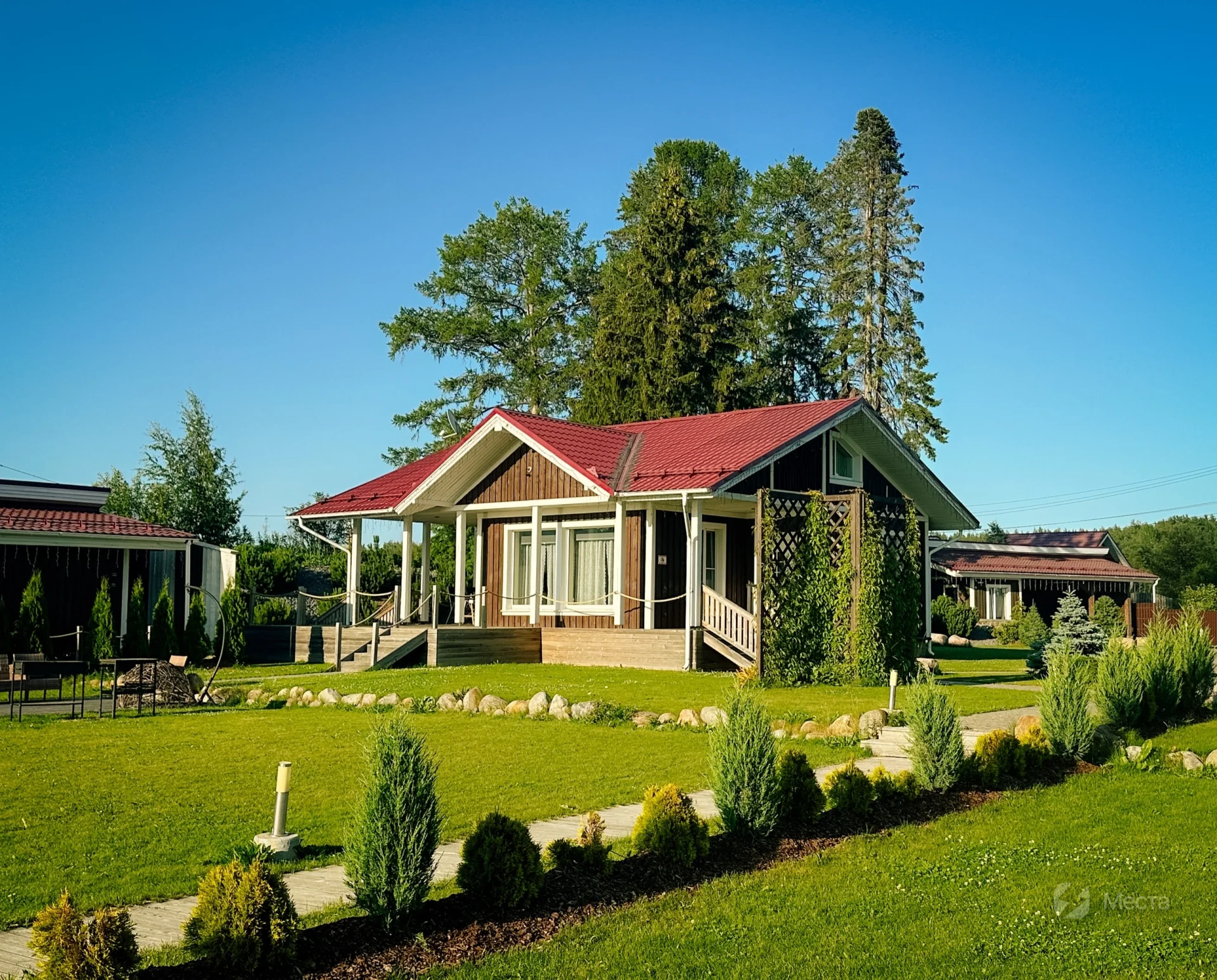 Загородные дома Sorola House
