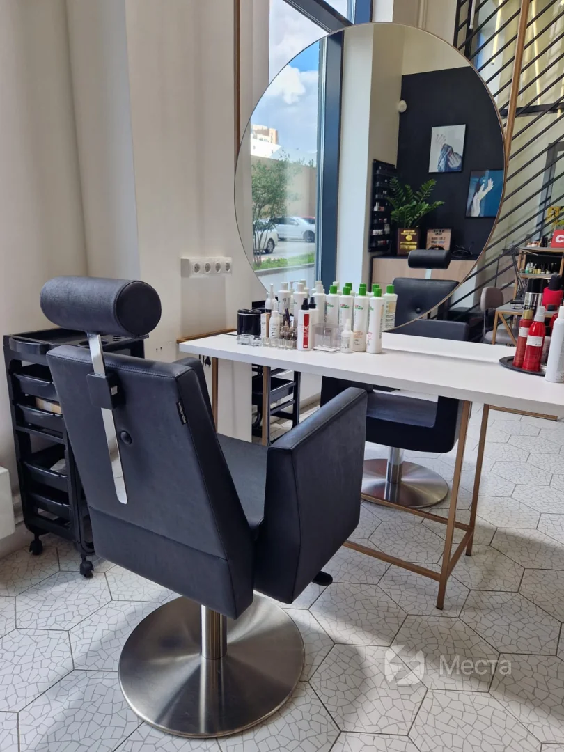 X-ONE  кресло и стул визажиста и бровиста