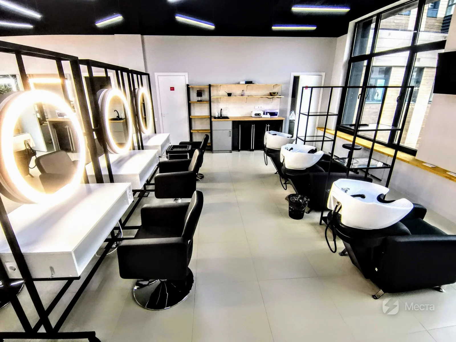 iNDI.LEGENDA - Рабочее место для парикмахера