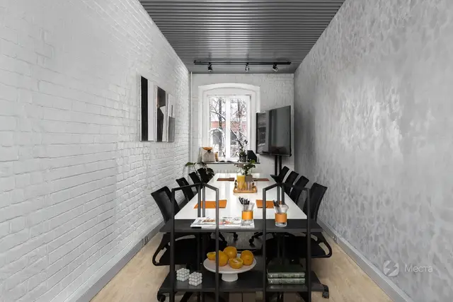 Переговорная комната № 207 на Чистых прудах