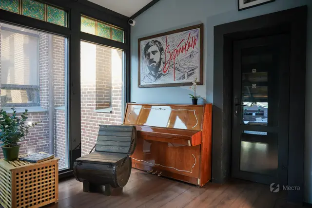 Локация Комната с пианино