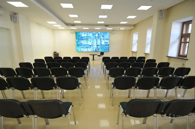 Зал "Сотовый"