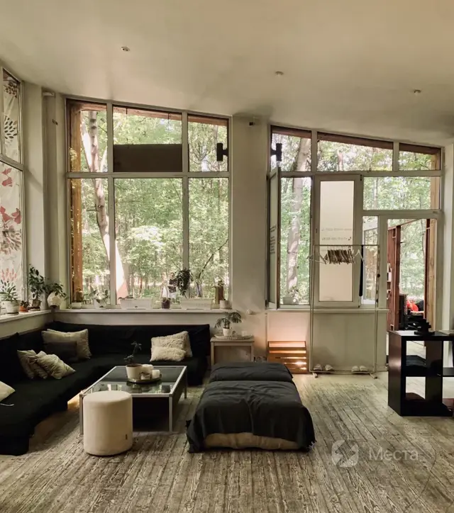 Белый лофт в парке Сокольники