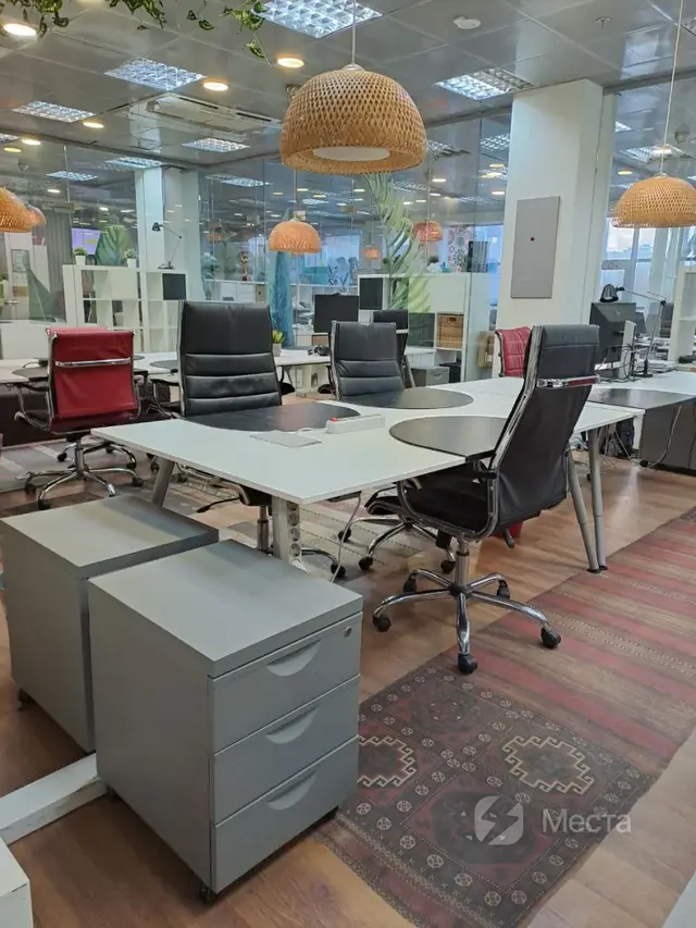 Рабочее место в коворкинге