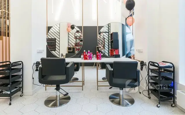 X-ONE Парикмахерское кресло