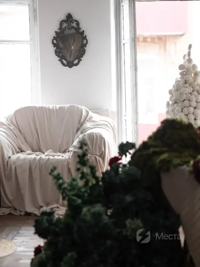 Белая комната