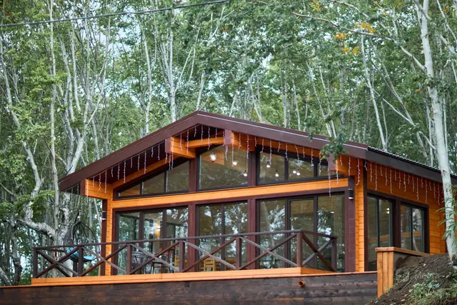 Комплекс гостевых домов "Край родной" на Камчатке