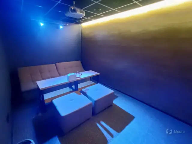 Зал M1 в мультимедийном пространстве Black Room