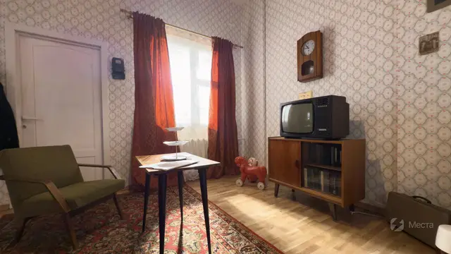 Локация Советская квартира со спальней