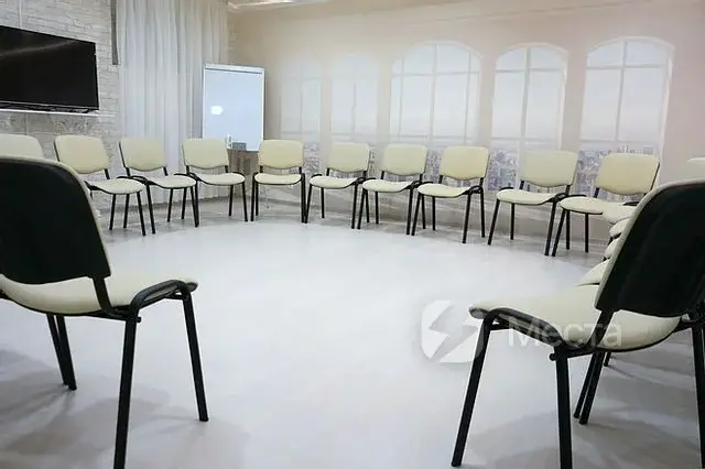 Логос, зал 35 кв метров