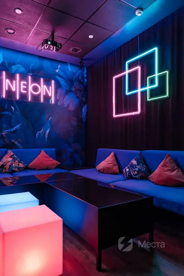 Антикинотеатр Квентин Буратино Зал НЕОН