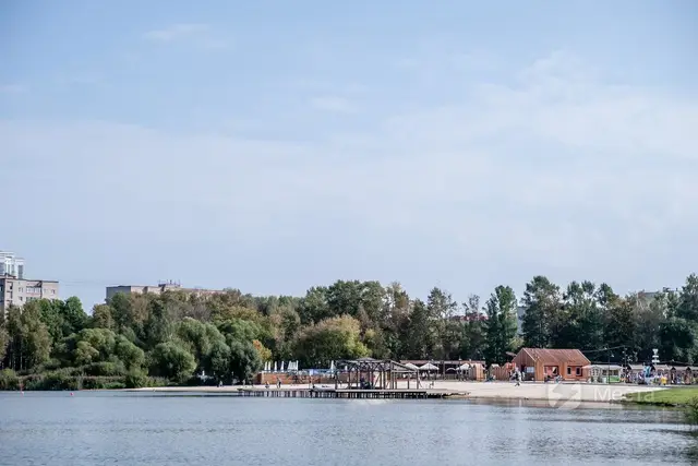 Рыбное место Бесплатная рыбалка в Подмосковье - Озеро Сенеж (Малиновые острова)