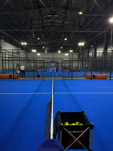 Падел Клуб Жуковка «Padel Club Zhukovka» — крытый корт №2