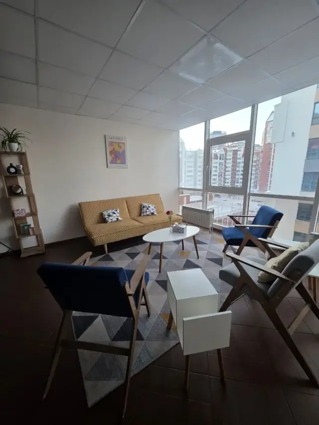Юворк Плейс «uWork.place» — Кабинет «Большой»