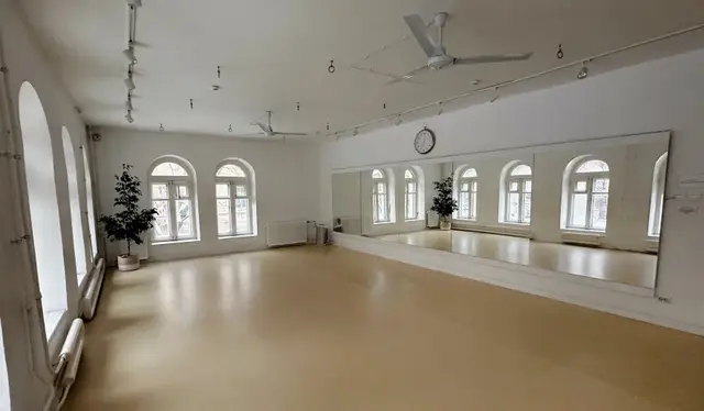 Зивездинка Холл «Zvezdinka Hall» — зал 1 — Звездинка