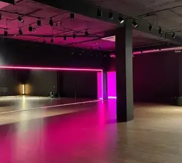 СЕНС «SENSE» — большой зал, 150 м²