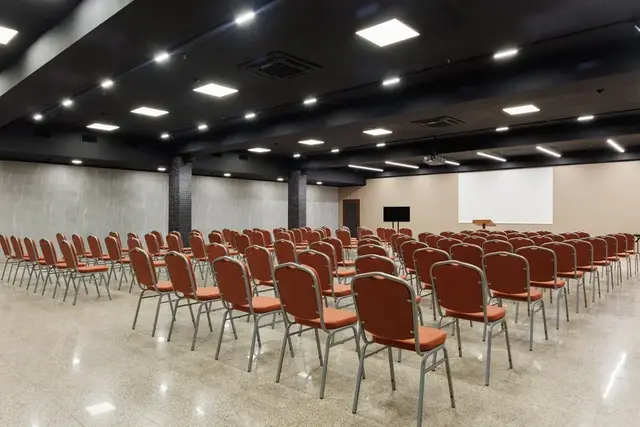 Зал «Олимпийский» — Краун Плаза Краснодар-Центр «Crowne Plaza Krasnodar-Centre»