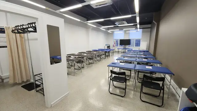 КАЙНСИАКОРС «KINESIOCOURSE» — Зал ОЛА 1 «AULA 1»